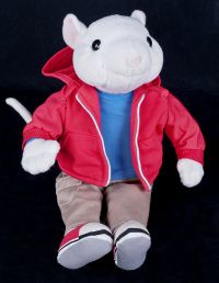 Hasbro Stuart Little 2 Talking Stuart Feature Mouse Plush